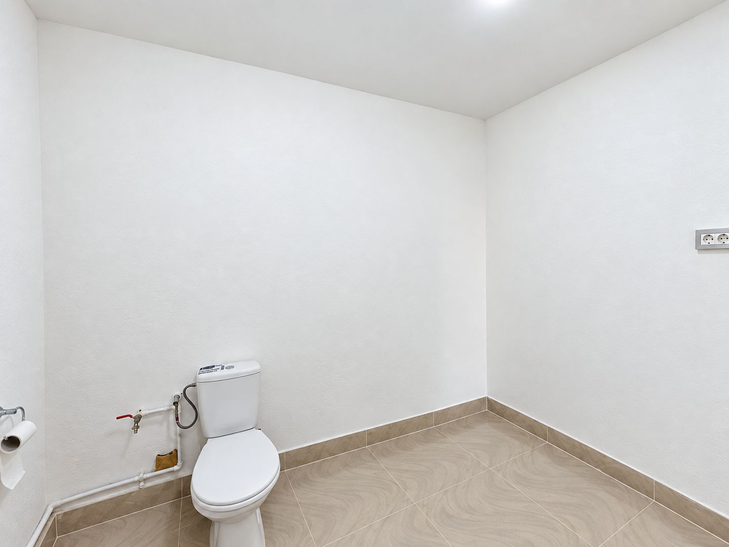 Spatiu comercial de inchiriat Uta