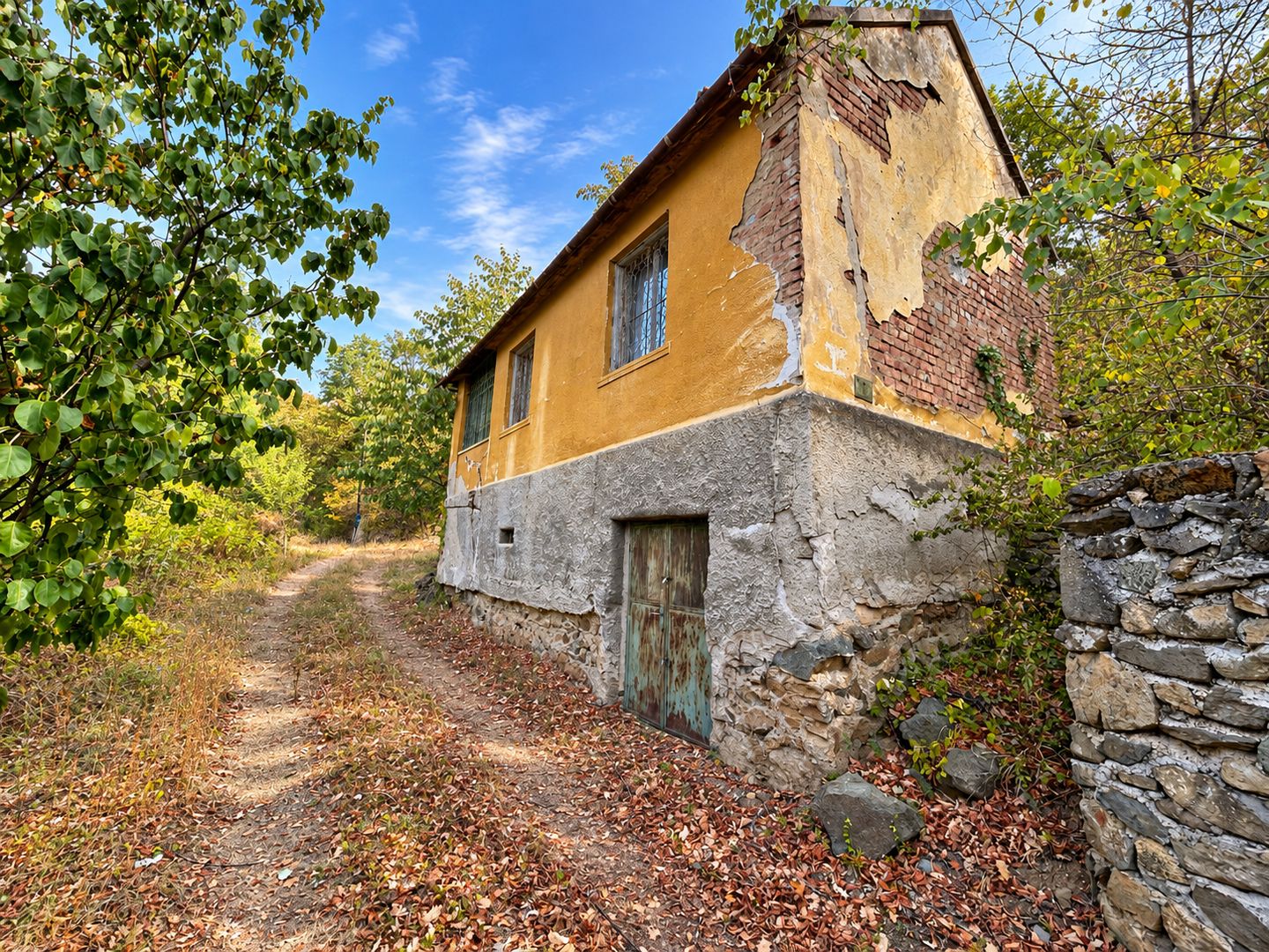 Casa Paulis de vanzare