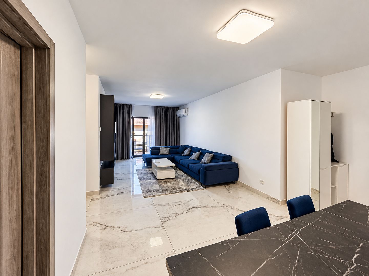 Apartament 2 camere central de inchiriat