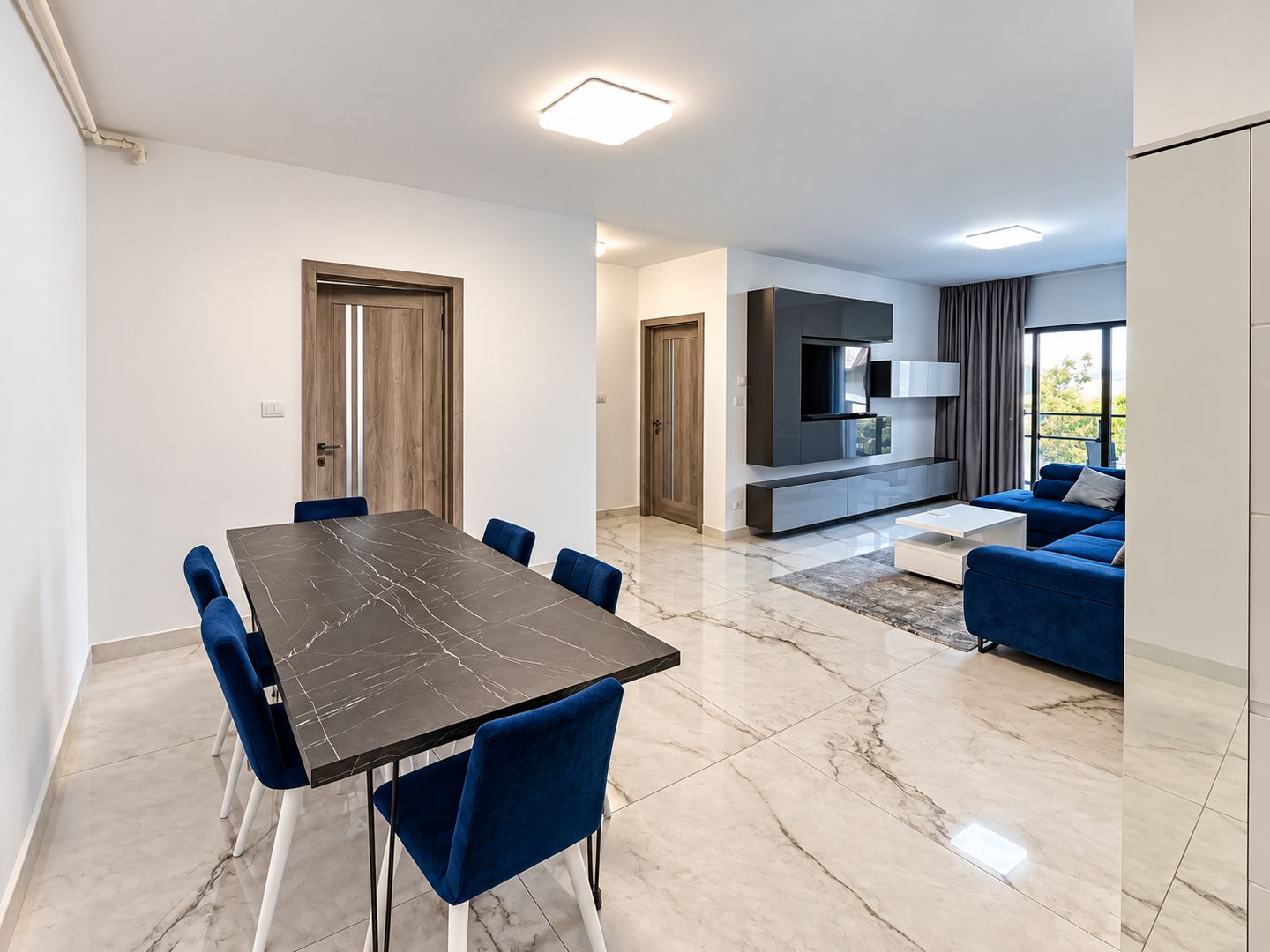 Apartament 2 camere central de inchiriat