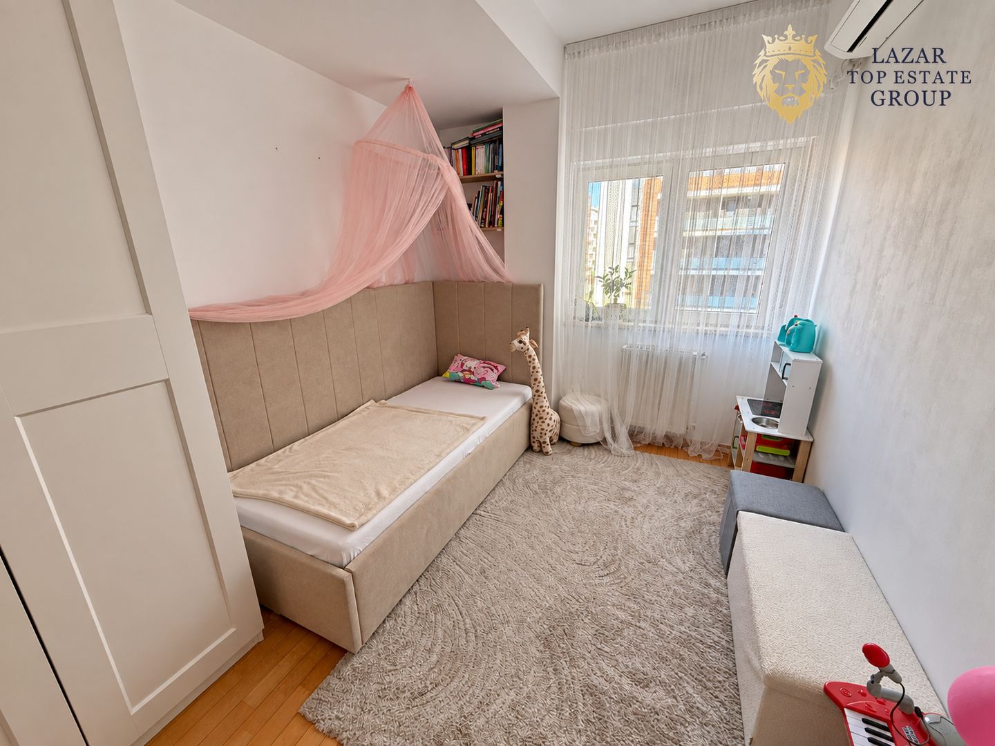 Apartament 3 camere de vanzare Torontalului